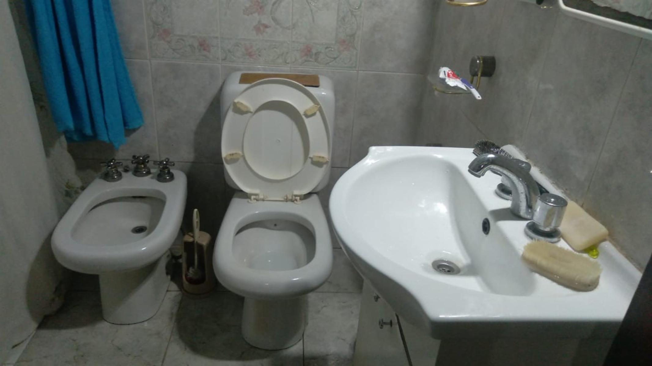EXCELRNTE CASA 4 AMPLIOS AMB, COCHERA y GRAN FONDO LIBRE en Villa Bonich, SAN MARTIN — foto 9
