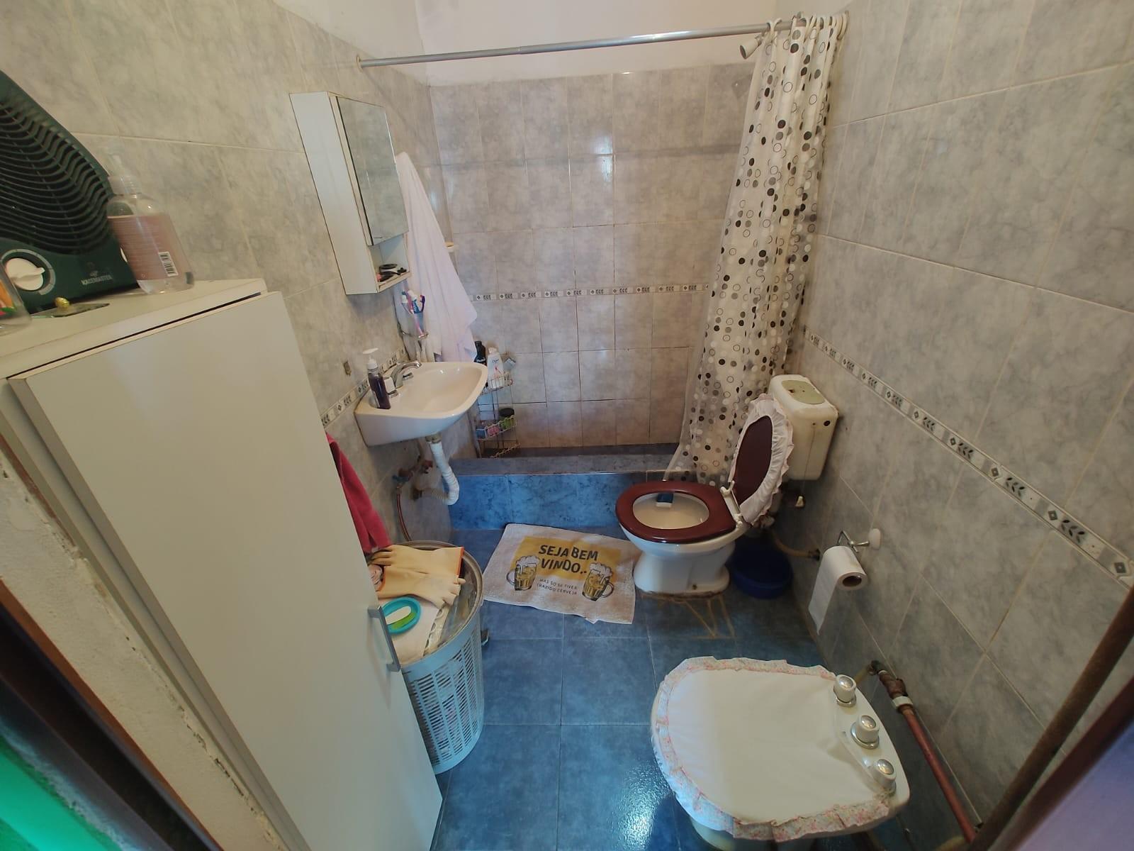 IMPECABLE CASA INDEPENDIENTE 2 AMPLIOS AMB con COCHERA y JARDIN, a Mts Avda Libertador en el Bo Libertador — foto 5