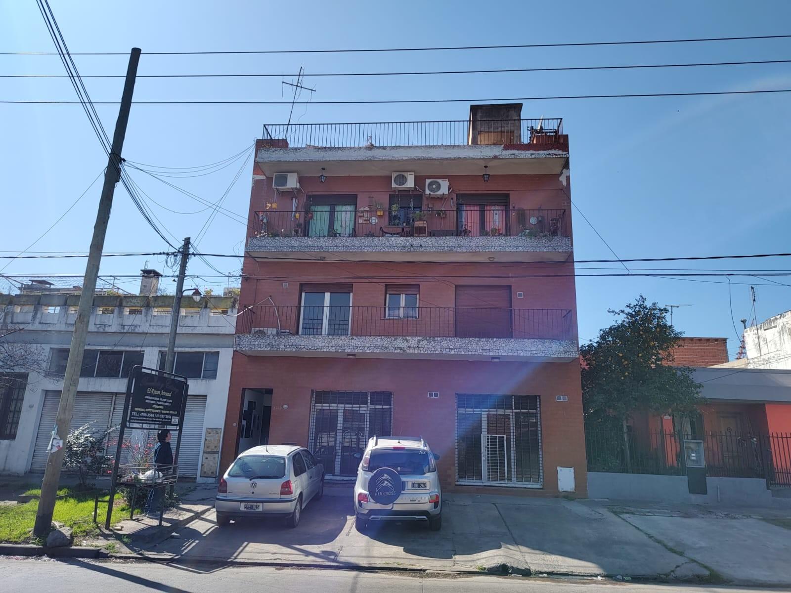 EXCELENTE DEPARTAMENTO 2 AMPLIOS e IMPECABLES AMB s/ CALLE PRINCIPAL en LOMA HERMOSA — foto 11
