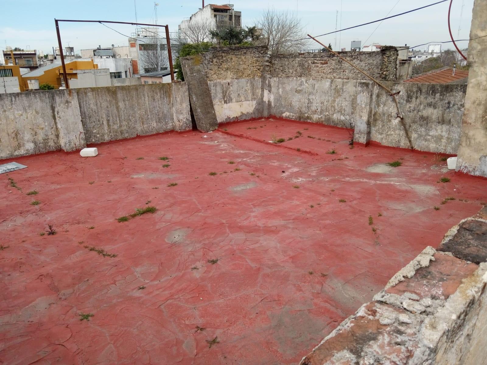 2 AMPLISIMOS DEPARTAMENTOS A RESTAURAR, PRIMER PISO en JOSE LEON SUAREZ, a Mts de Avda Marquez y PROXIMO ESTACION... — foto 3