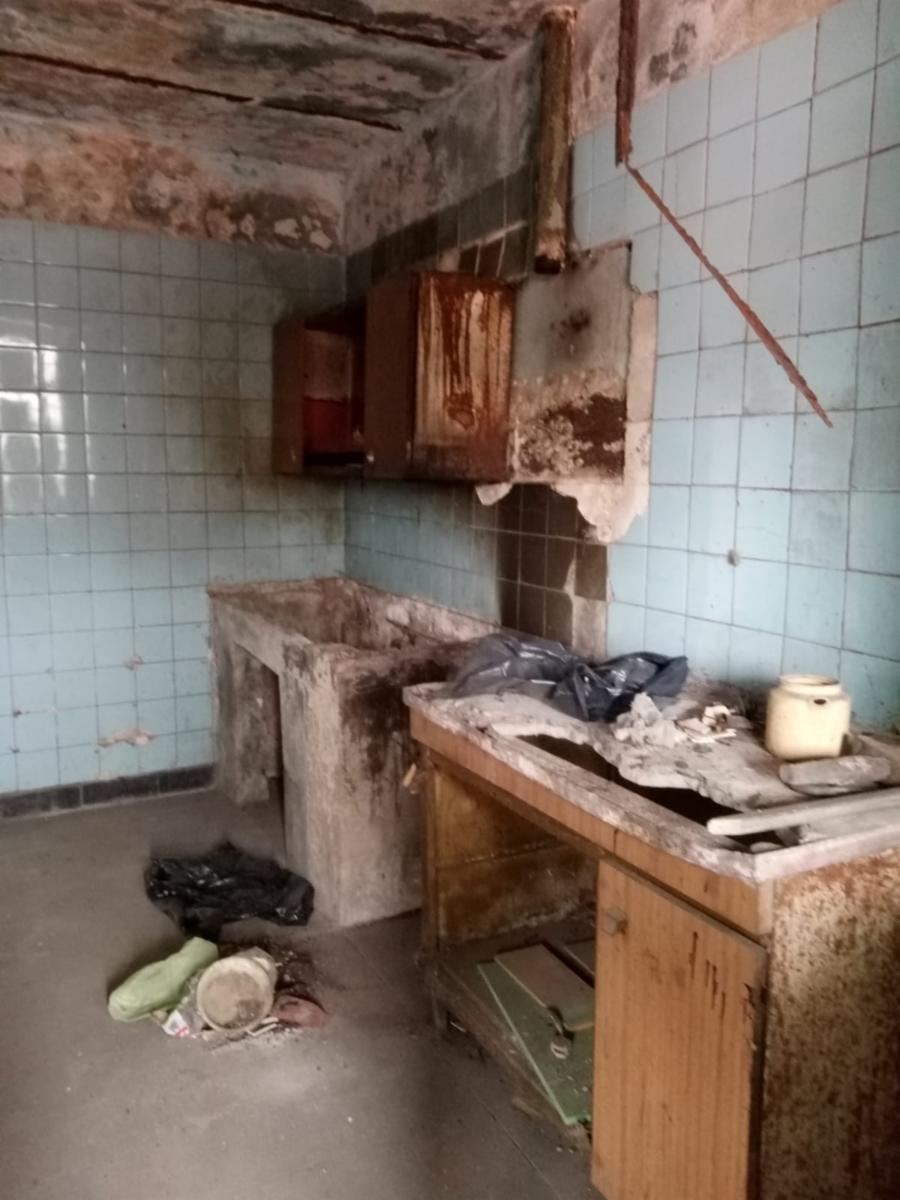 2 AMPLISIMOS DEPARTAMENTOS A RESTAURAR, PRIMER PISO en JOSE LEON SUAREZ, a Mts de Avda Marquez y PROXIMO ESTACION... — foto 6