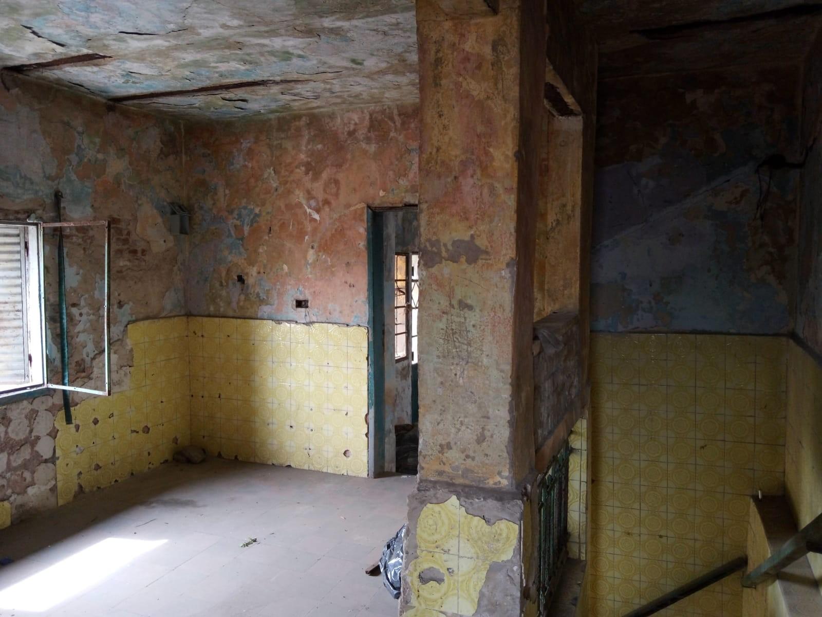 2 AMPLISIMOS DEPARTAMENTOS A RESTAURAR, PRIMER PISO en JOSE LEON SUAREZ, a Mts de Avda Marquez y PROXIMO ESTACION... — foto 9