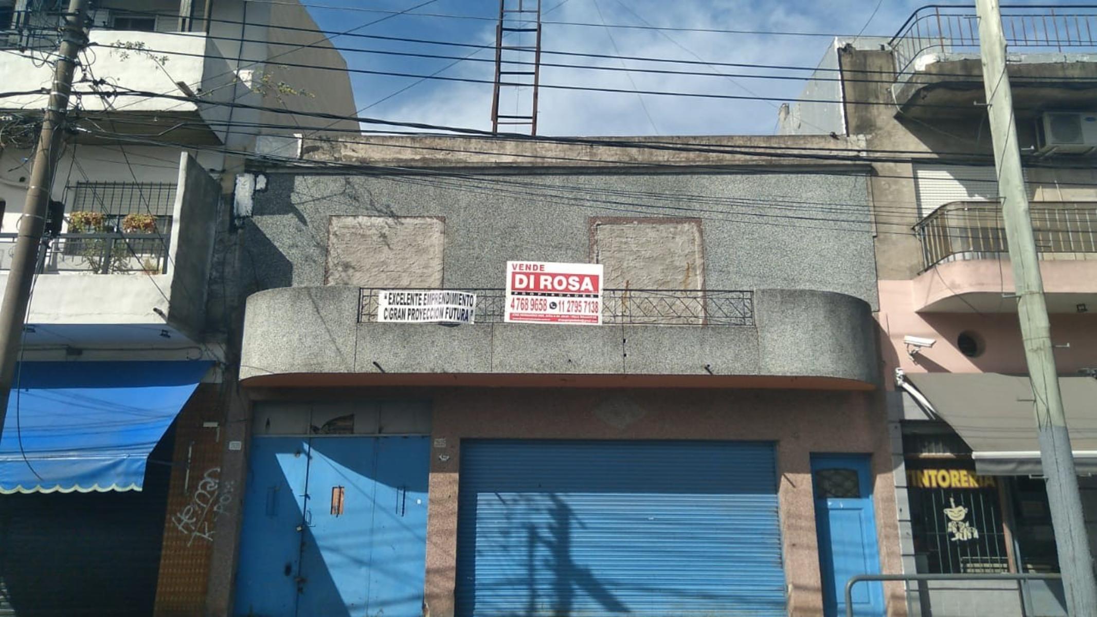 LOCAL + 2 VIVIENAS 3 AMB + COCHERAS + FDO LIBRE a RECICLAR en 2 PTAS s/ LOTE 370 Mts2 en BILINGHURTS CTRO