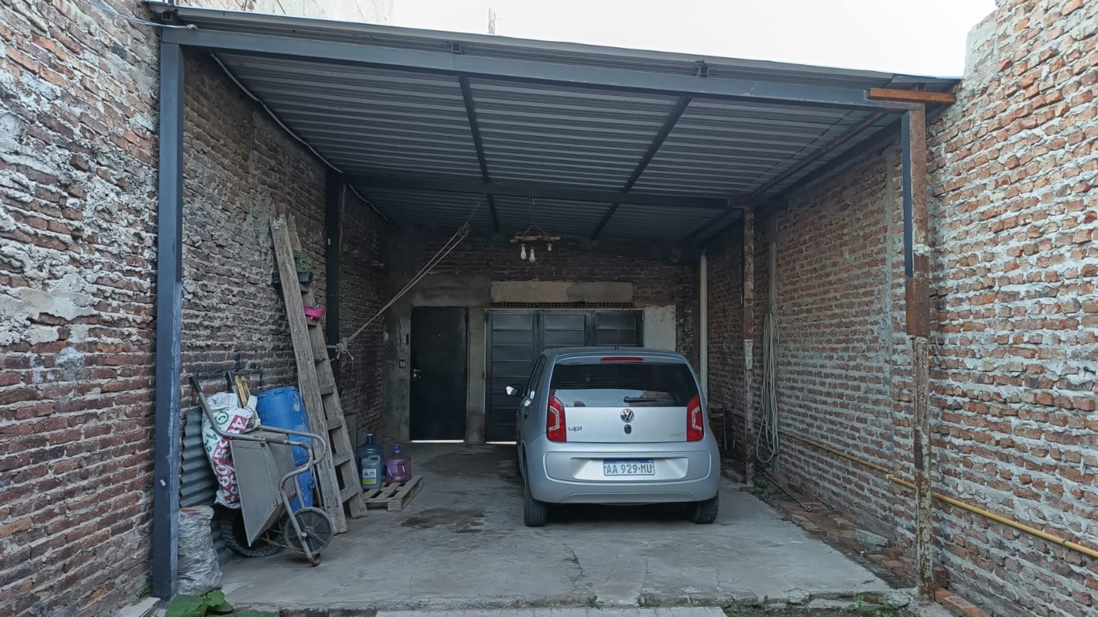 EXCELENTE Y AMPLIO PH TIPO CASA C/ COCHERAS en BILLINGHURTS, PXMO PLAZA E IMPORTANTES AVENIDAS — foto 6