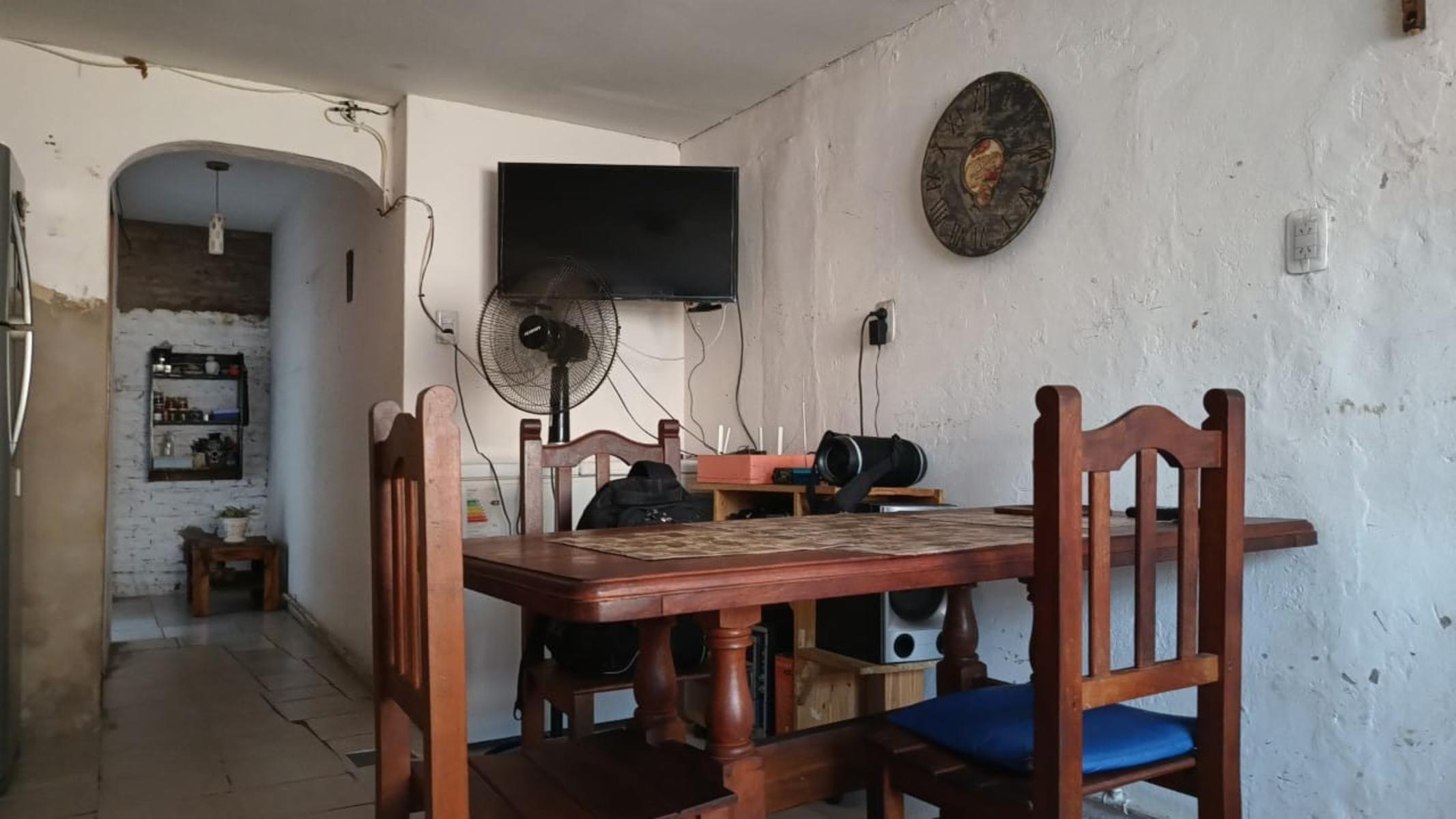 EXCELENTE Y AMPLIO PH TIPO CASA C/ COCHERAS en BILLINGHURTS, PXMO PLAZA E IMPORTANTES AVENIDAS — foto 10