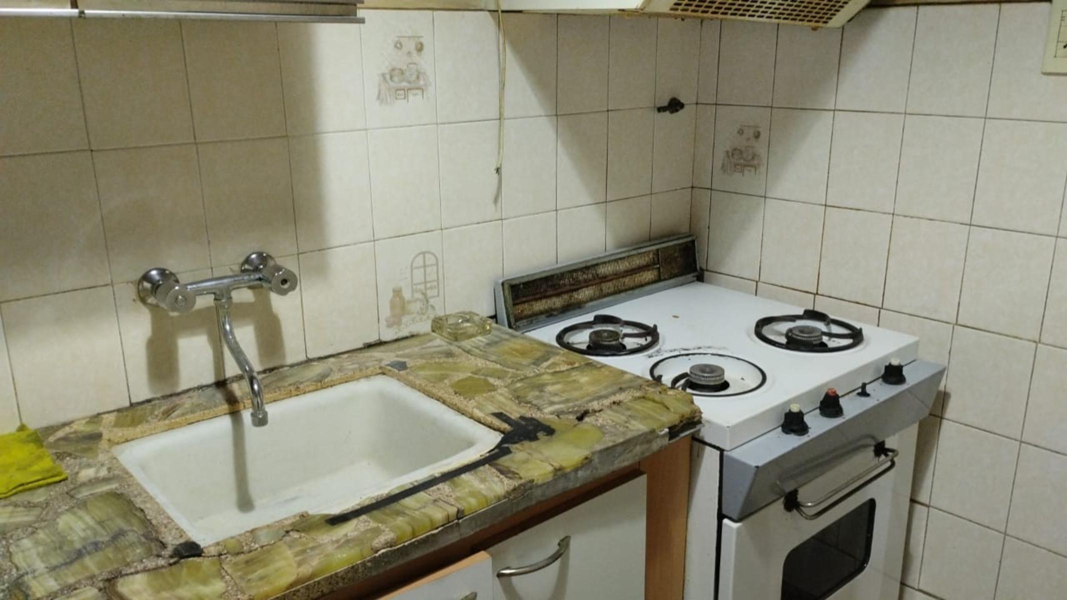 Importante Casa con Deposito en Villa Ballester — foto 6