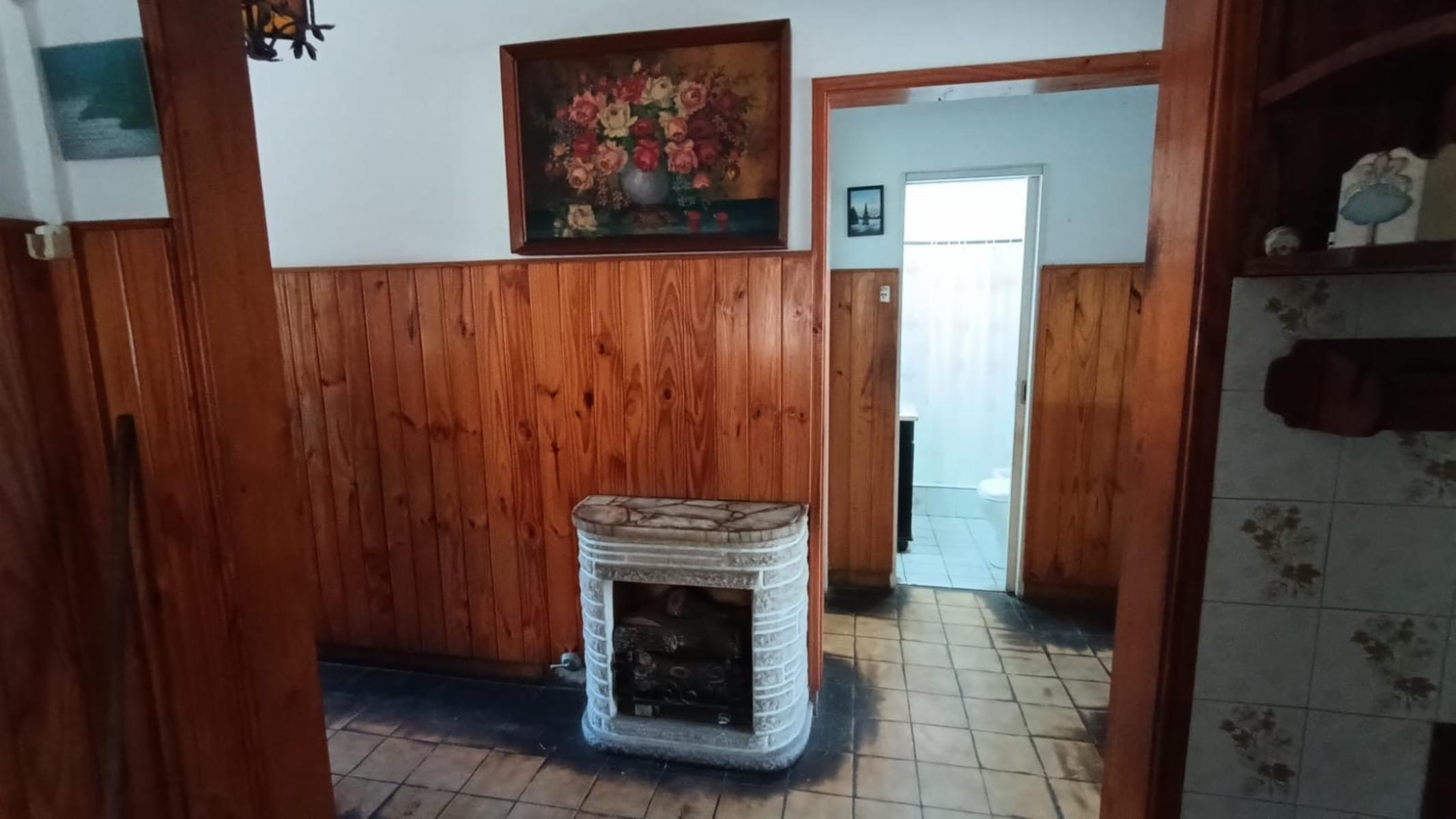 RELEVANTE CASA 4 AMB, (142 Mts2) S/ LOTE 250 Mts2 con COCHERA Y FDO LIBRE en VILLA BONICH — foto 8