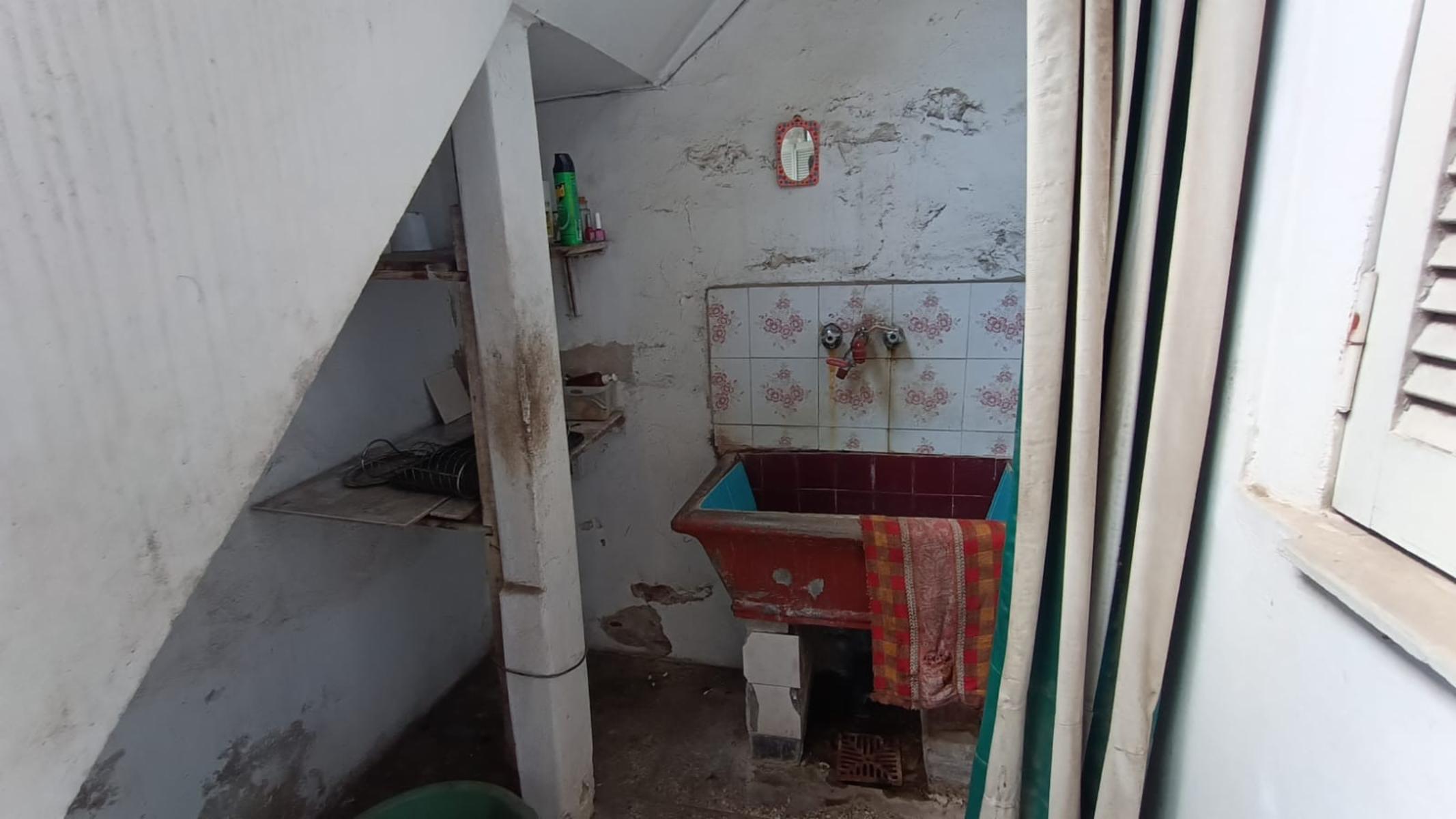 RELEVANTE CASA 4 AMB, (142 Mts2) S/ LOTE 250 Mts2 con COCHERA Y FDO LIBRE en VILLA BONICH — foto 14