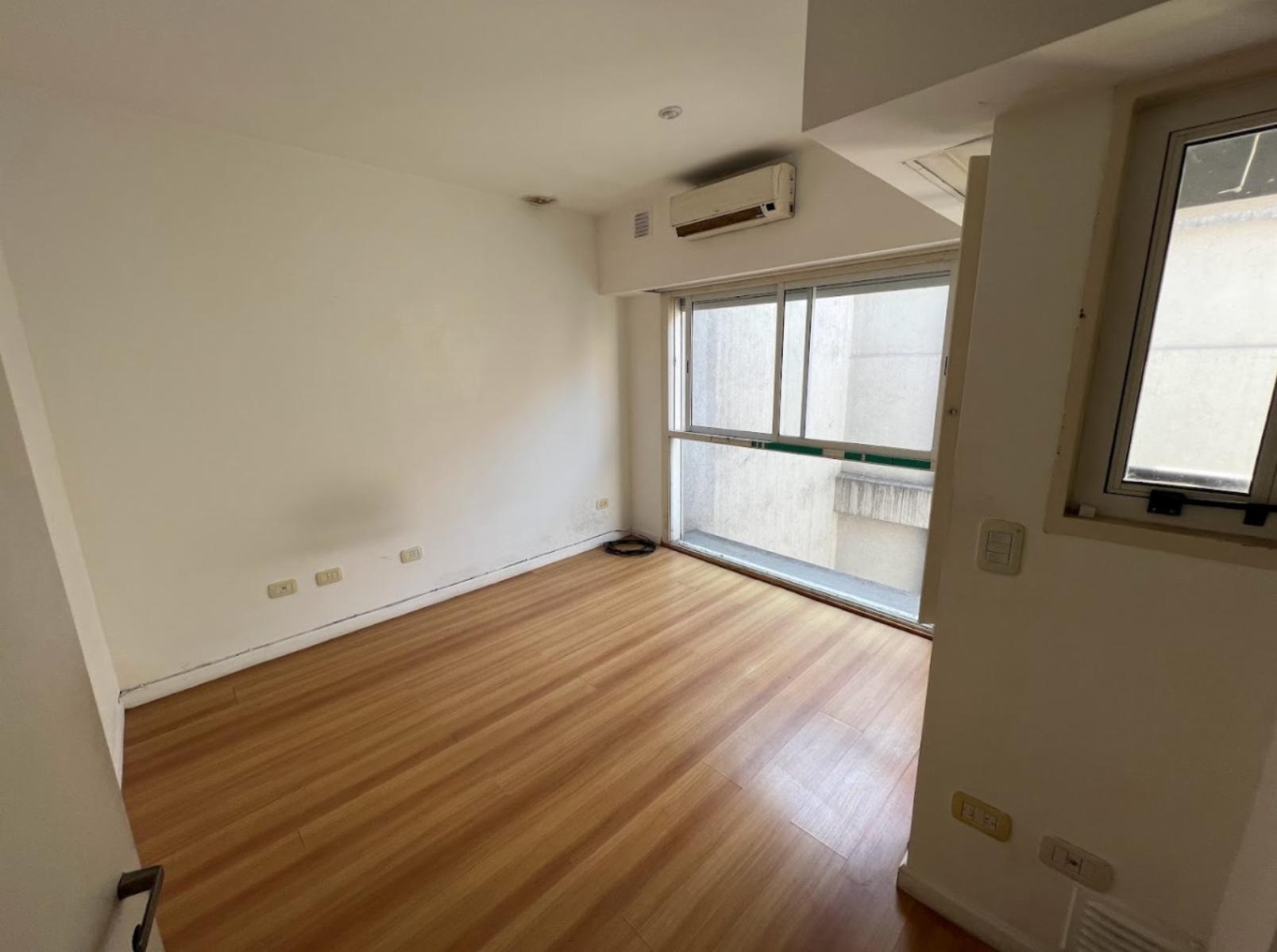 hermoso y amplio monoambiente con gran cocina — foto 2