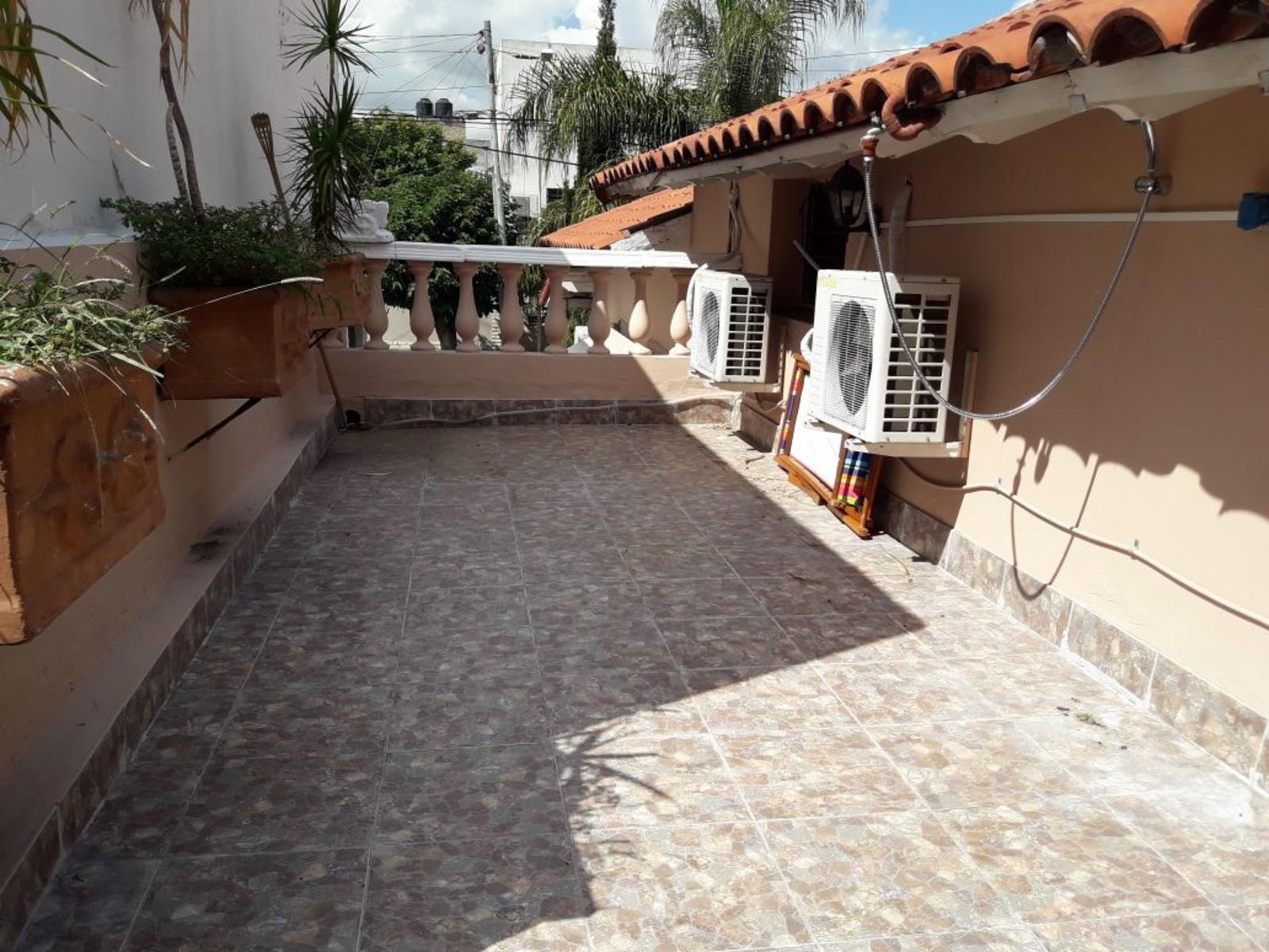 Excelente Casa 5 Ambientes Unica CONSULTE POR PERMUTA Y EFECTIVO — foto 8