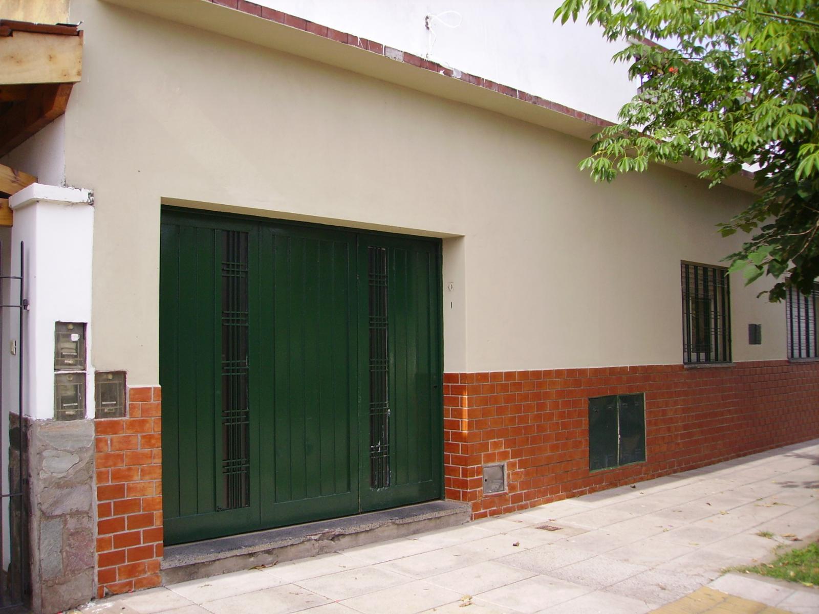 SE ACEPTA PERMUTA EXCELENTE ESQUINA - CASA DE 3 AMBIENTES (MUY BUENA) Y DEPTO. 3 AMBIENTES (A Terminar) — foto 7