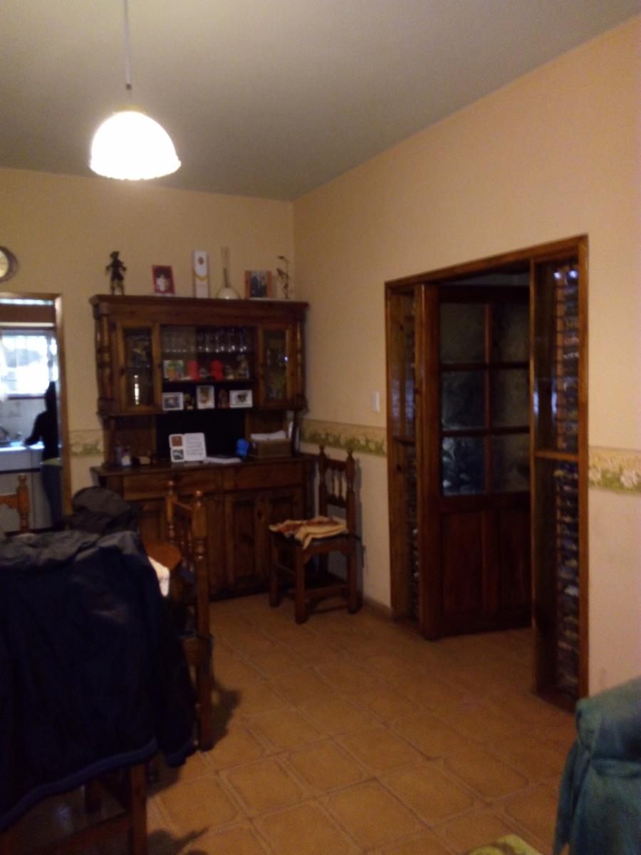 INMEJORABLE Casa en venta, - PB. CASA 5 AMBIENTES - PA. DPTO. 4 AMBIENTES — foto 2