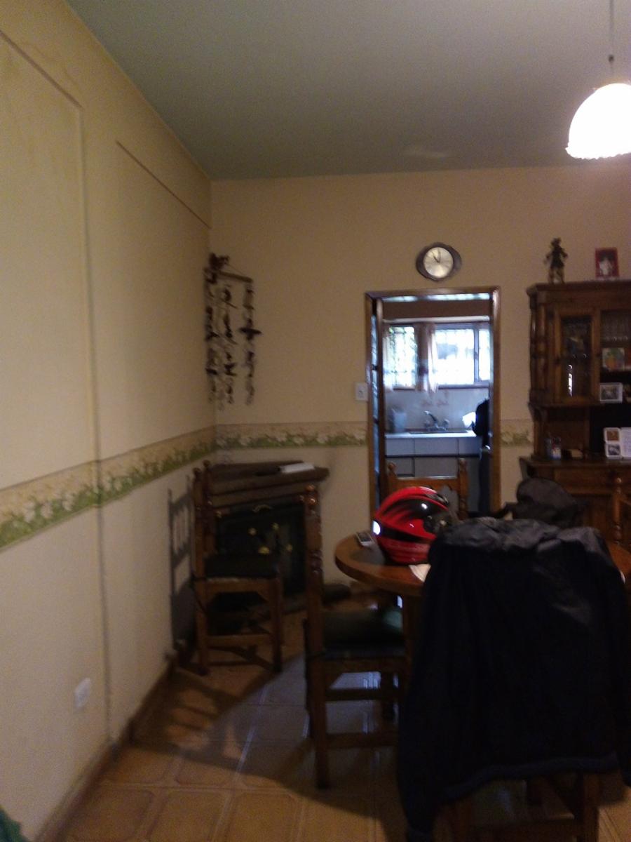 INMEJORABLE Casa en venta, - PB. CASA 5 AMBIENTES - PA. DPTO. 4 AMBIENTES — foto 3