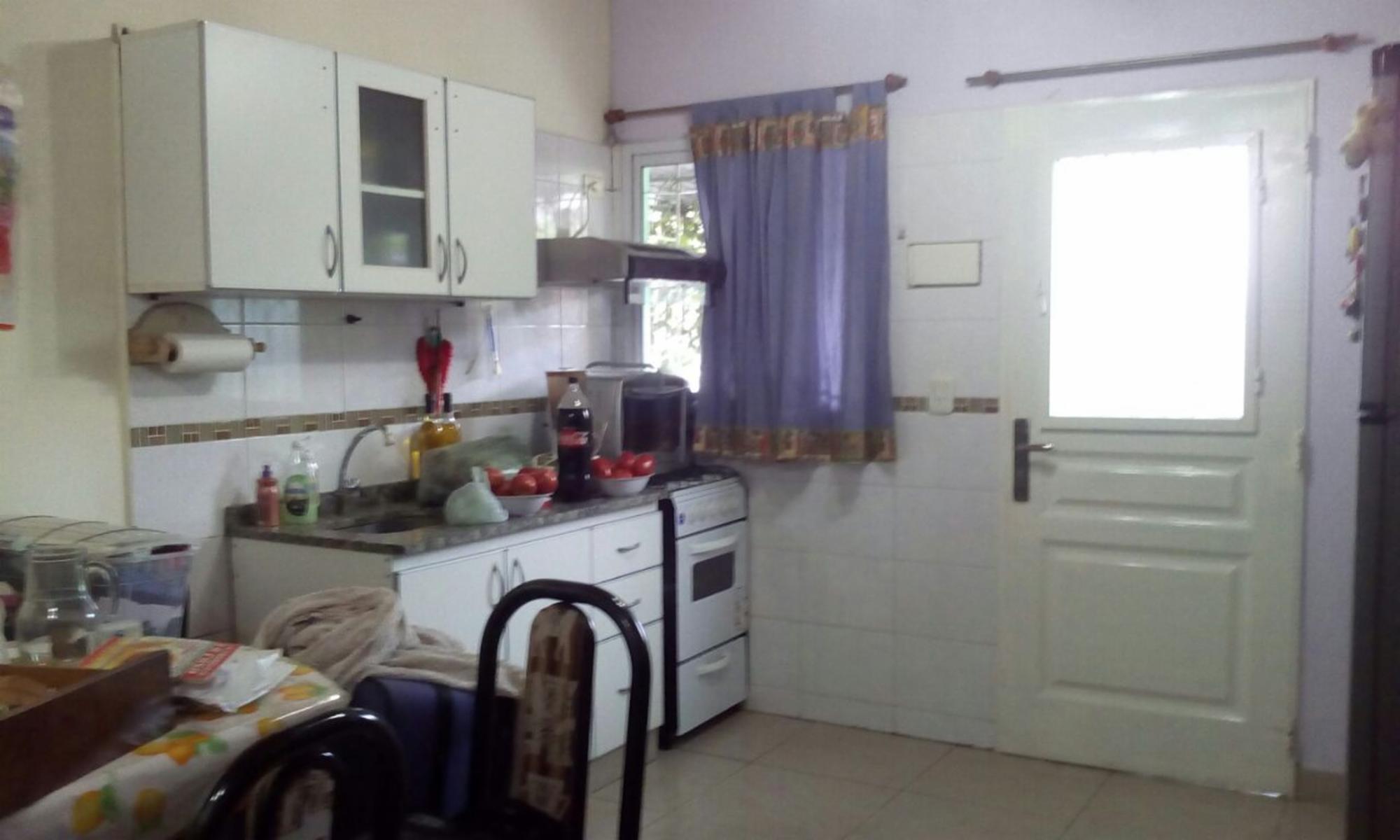 PRECIO TOTAL POR AMBOS - 2 DEPTOS. DE 4 AMB. Y 2 AMB — foto 8