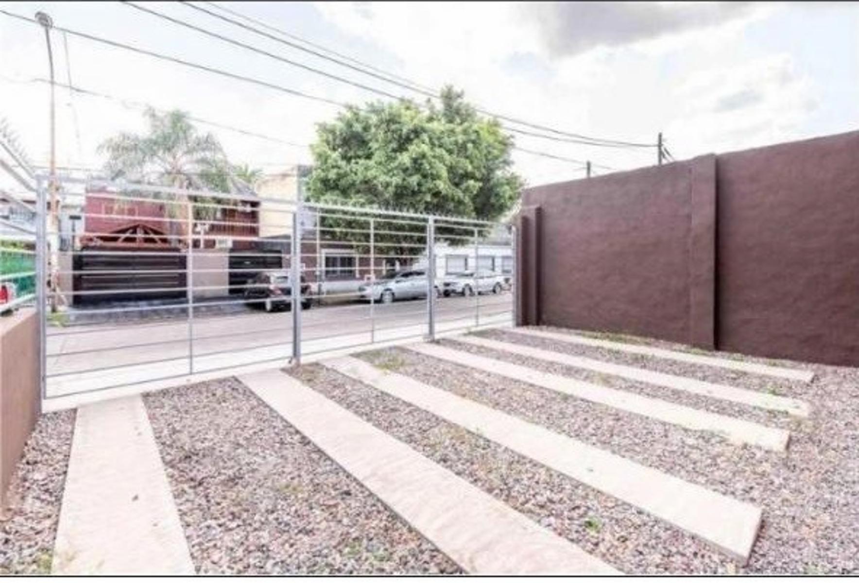 VENTA / Bonito Dpto 2 Amb. C/cochera Fija - Cerca De Todo - Consulte — foto 2