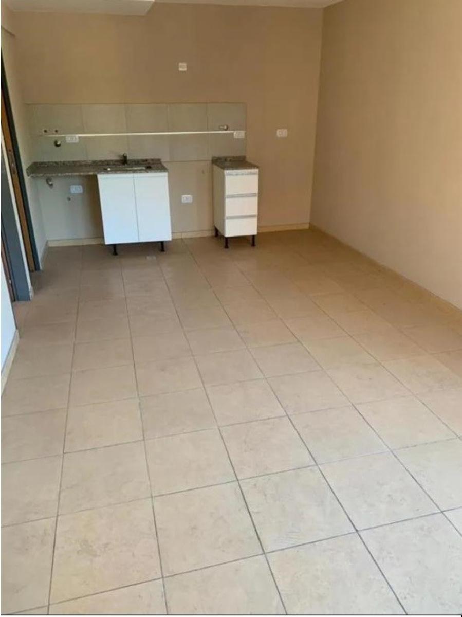 VENTA / Bonito Dpto 2 Amb. C/cochera Fija - Cerca De Todo - Consulte — foto 8