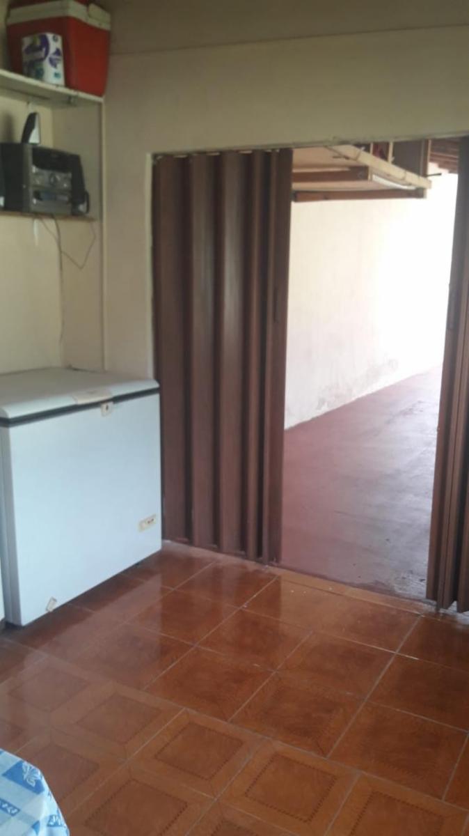 EXCELENTE CHALET 4 AMB. ESPACIOS ABIERTOS Y LUMINOSOS — foto 8