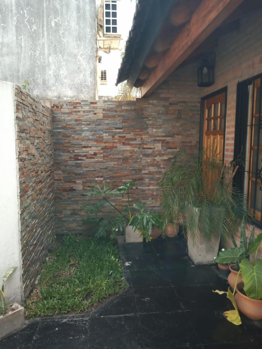 DUPLEX 2 I/2 AMB. ENTRADA DE AUTO/PATIO Y PARRILLA/ — foto 11