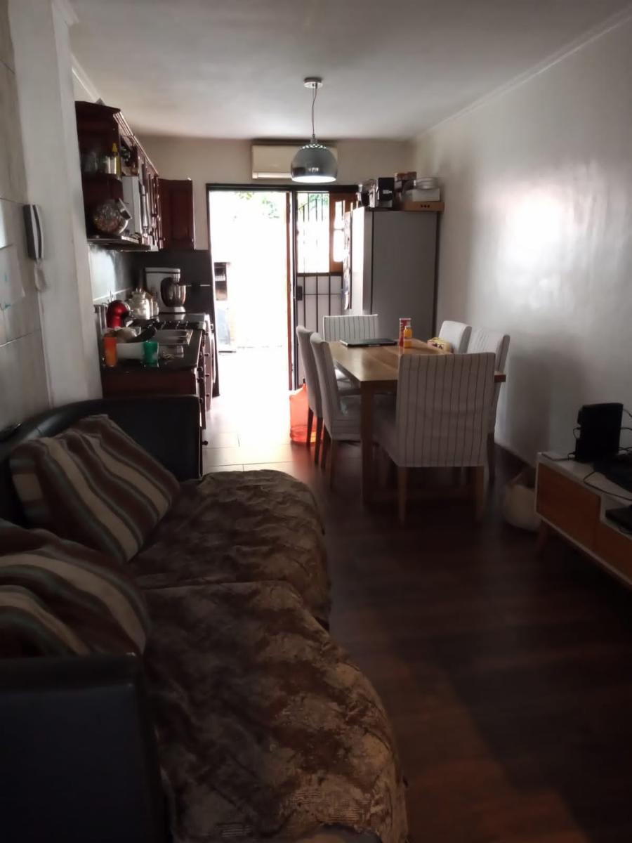 DUPLEX 2 I/2 AMB. ENTRADA DE AUTO/PATIO Y PARRILLA/ — foto 13