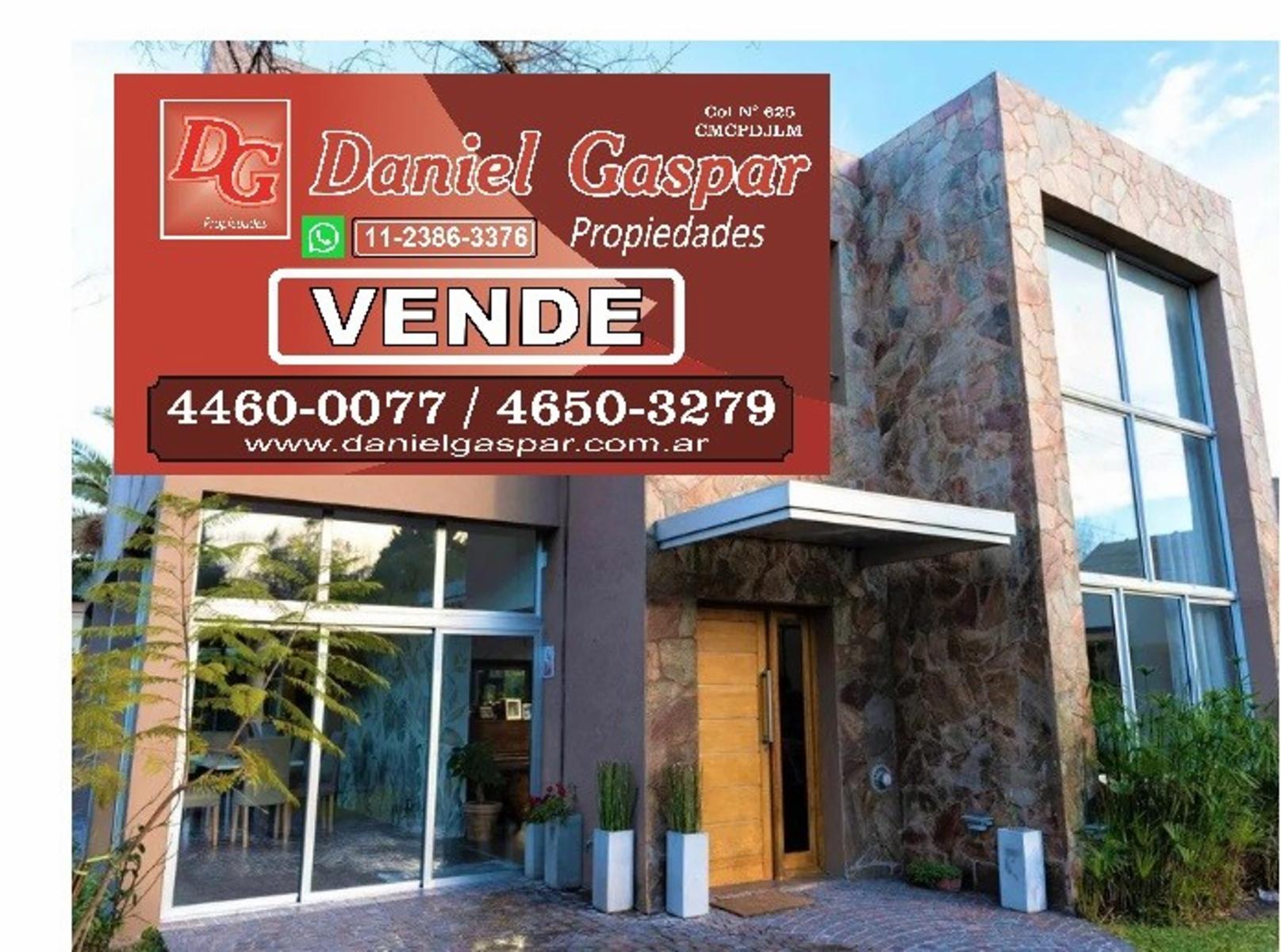 VENTA- IMPERDIBLE CASA MINIMALISTA DE 7 AMB.- UNA VERDADERA BELLEZA — foto 2