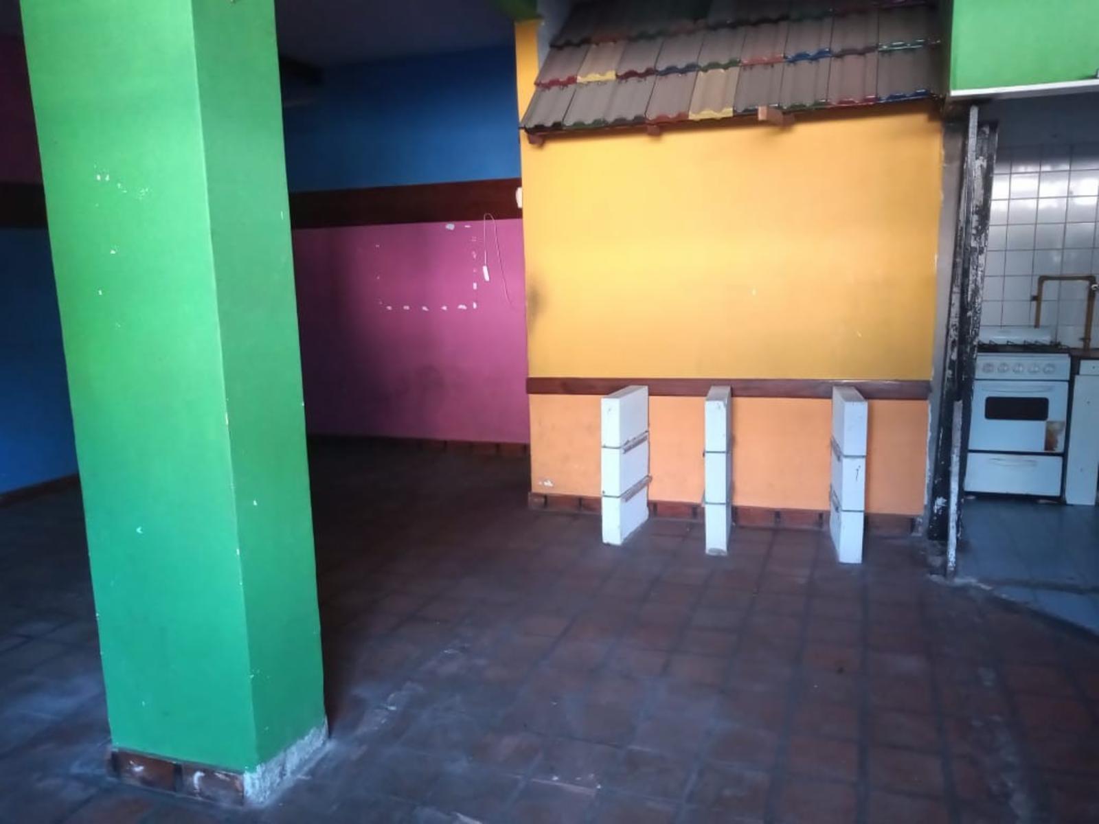 VENTA EN BLOCK - 3 UNIDADES - PB.: LOCAL Y DPTO. 3 AMB./ PA.: TERRAZA Y SALON — foto 5