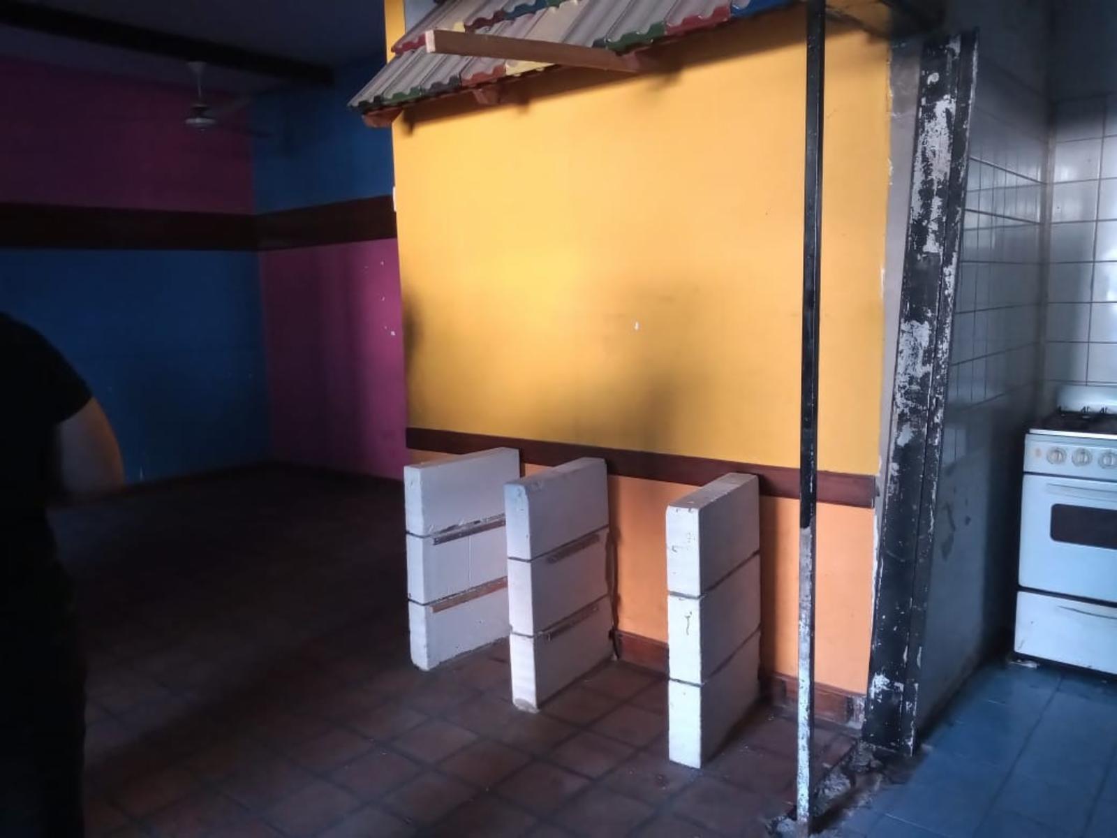 VENTA EN BLOCK - 3 UNIDADES - PB.: LOCAL Y DPTO. 3 AMB./ PA.: TERRAZA Y SALON — foto 8
