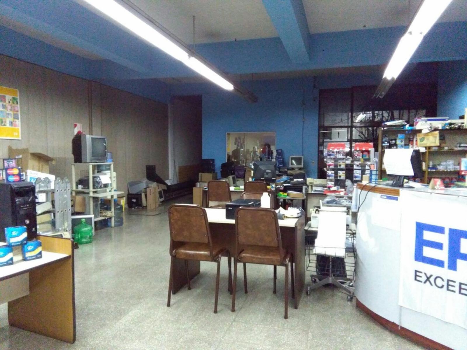 VENTA MAGNÍFICO LOCAL COMERCIAL DE 450M2 TOTALES EN 2 PLANTAS - ZONA COMERCIAL CÉNTRICA DE SAN JUSTO - NO HAY OTRO IGUAL