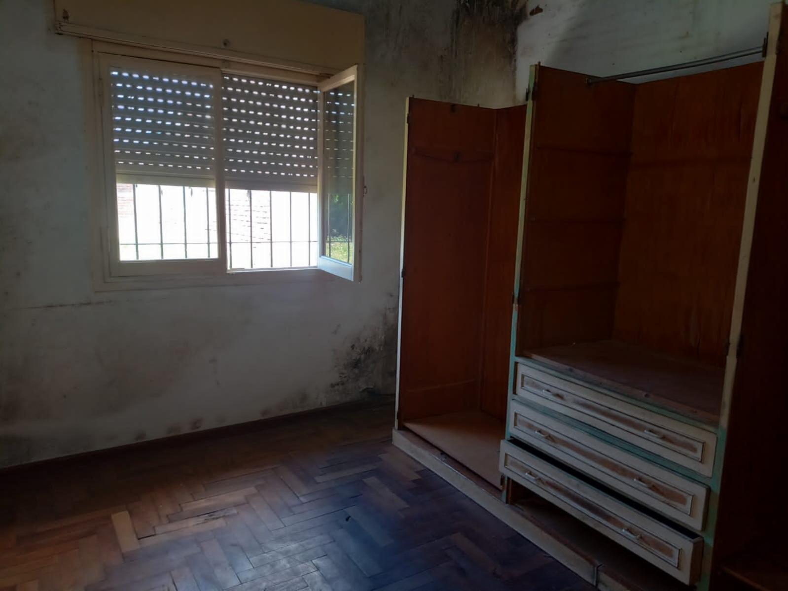 VENTA - OPORTUNIDAD - CASA 3 AMB. LOTE 8.66 X 30 - FONDO LIBRE - CONSULTE — foto 4