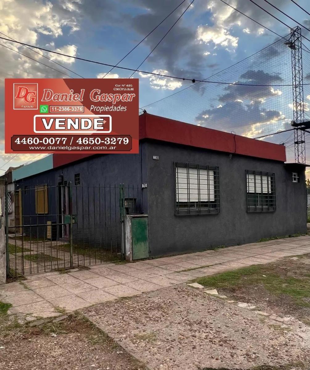 VENTA - DPTO. 2 AMB. A ESTRENAR - CON COCHERA .- MUY BONITO