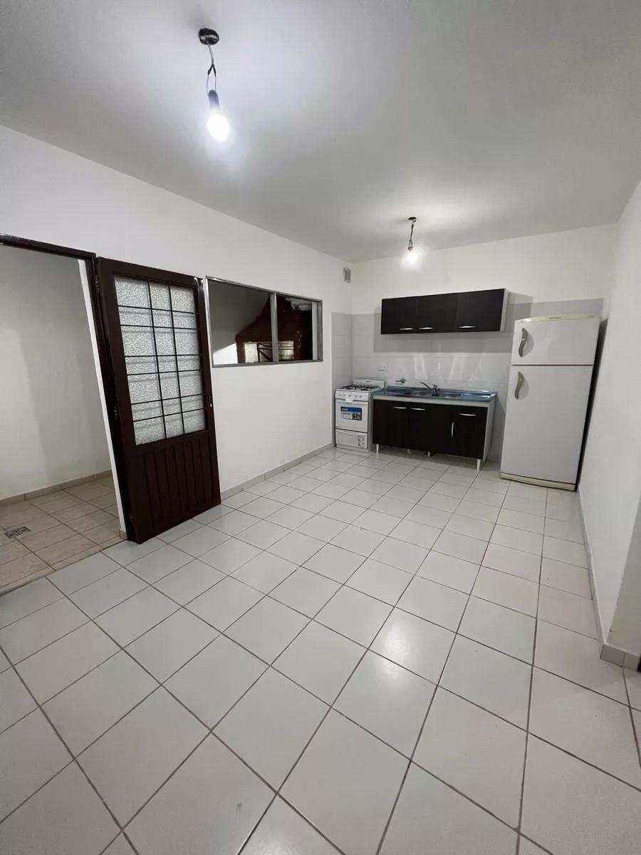 VENTA - DPTO. 2 AMB. A ESTRENAR - CON COCHERA .- MUY BONITO — foto 3