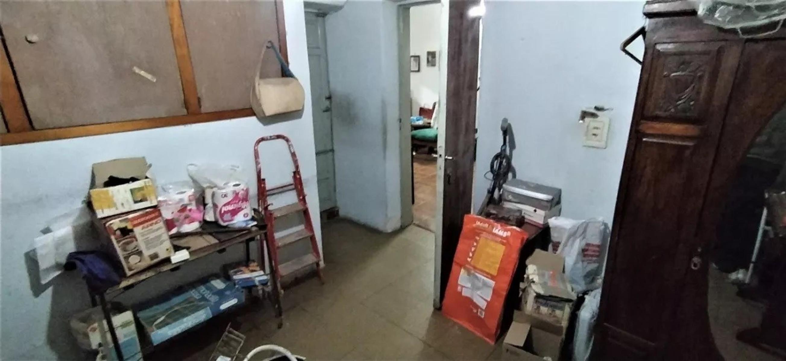 VENTA - CASA 4 AMB. 135M2 CUB./GARAGE/FDO. LIBRE/ LOTE 10X45 — foto 4