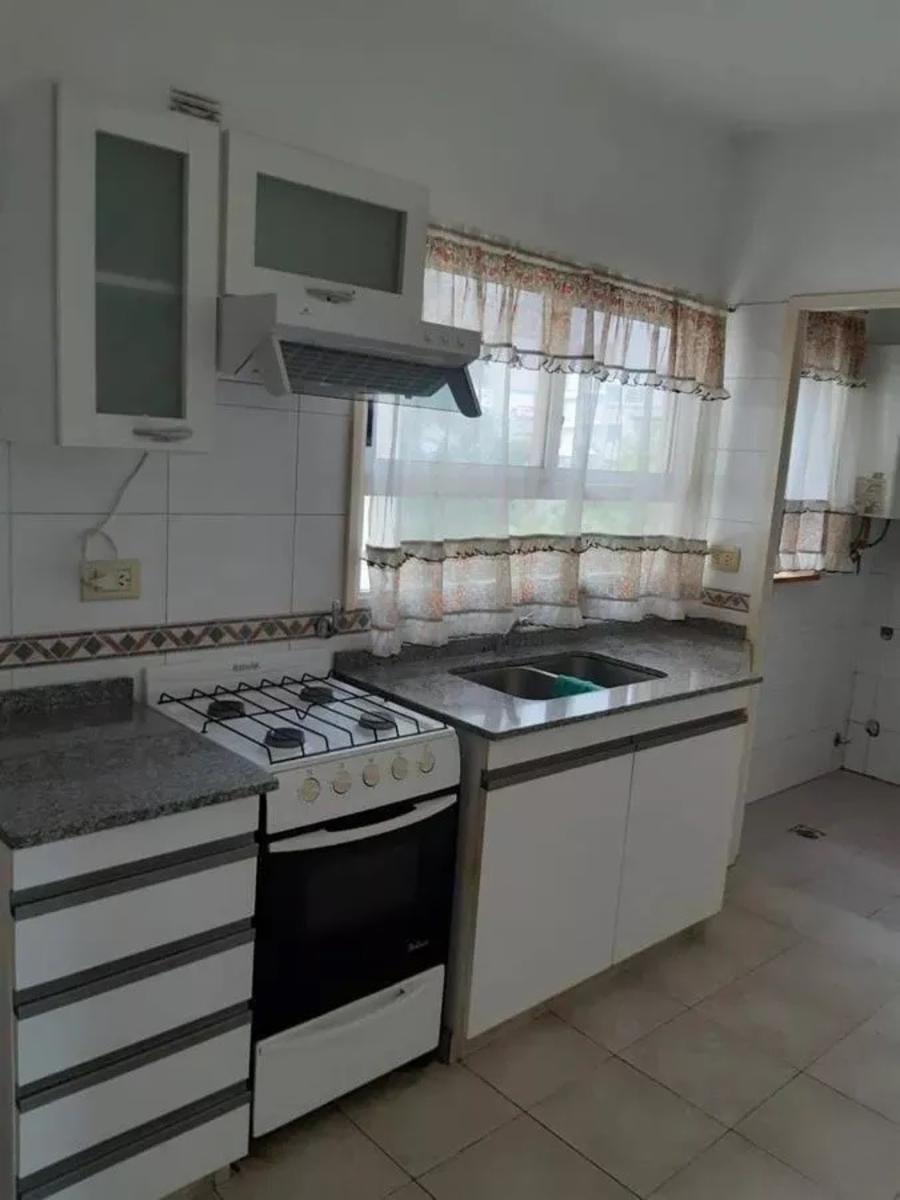 VENTA PRECIOSO DPTO 2 AMB. C/COCHERA /CÉNTRICO — foto 2