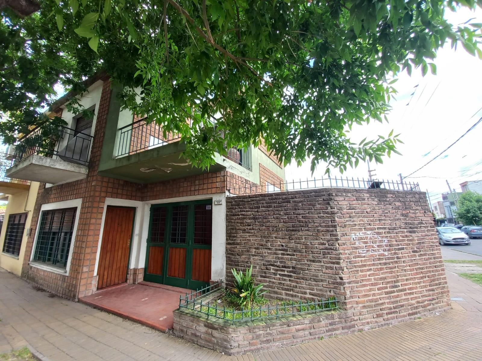 VENTA - PH 5 AMBIENTES TIPO DUPLEX C/COCHERA — foto 3