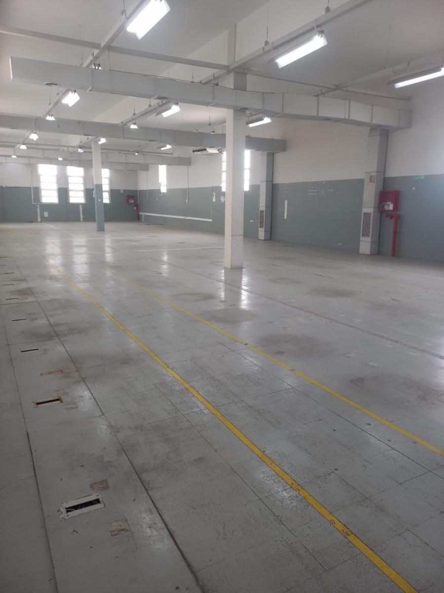 ALQUILER - IMPORTANTE GRUPO DE OFICINAS EN PARQUE INDUSTRIAL - 300 M2 -FLORIDA OESTE - 6