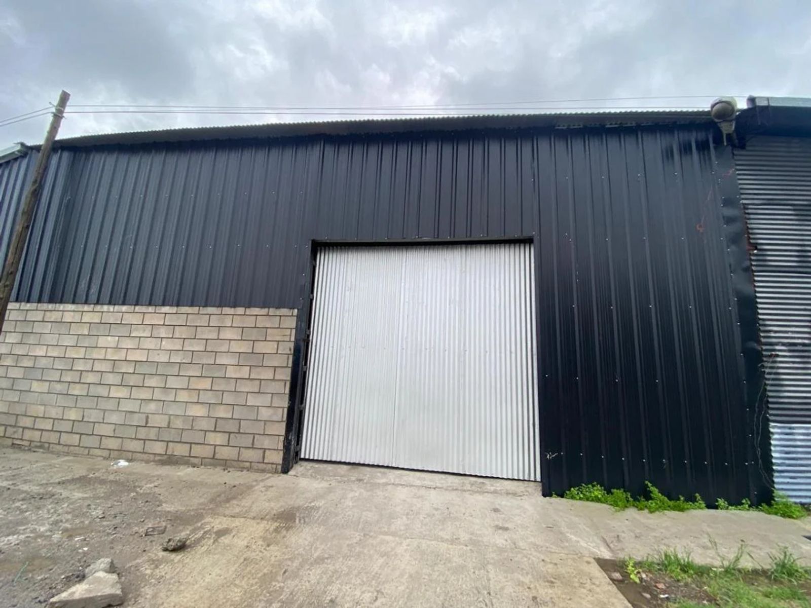 ALQUILER - GALPÓN / DEPÓSITO DE 150 M2 - MALVINAS ARGENTINAS - 6