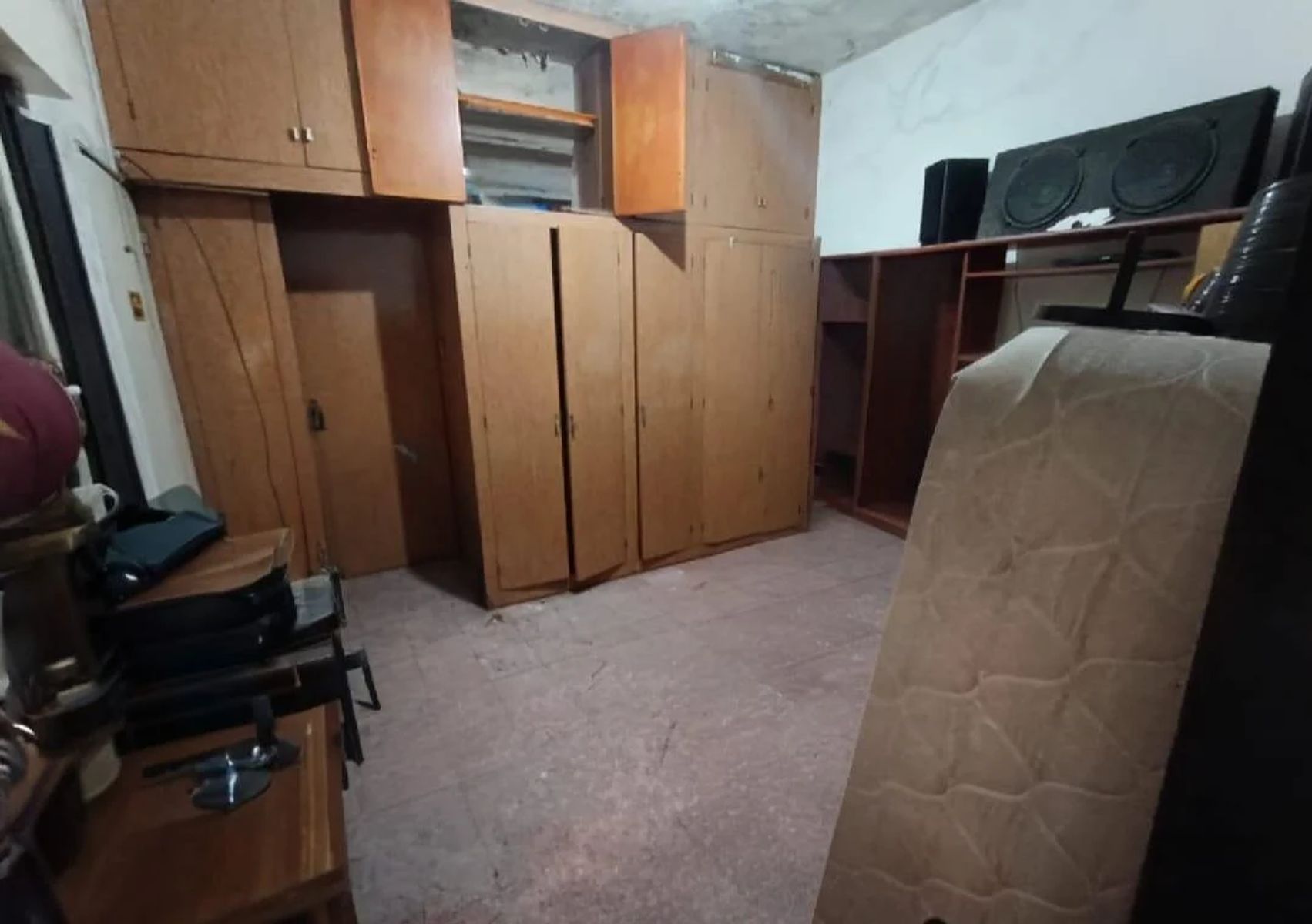 VENTA - CASA 6 AMBIENTES A REFACCIONAR - IDEAL INVERSIÓN - 9