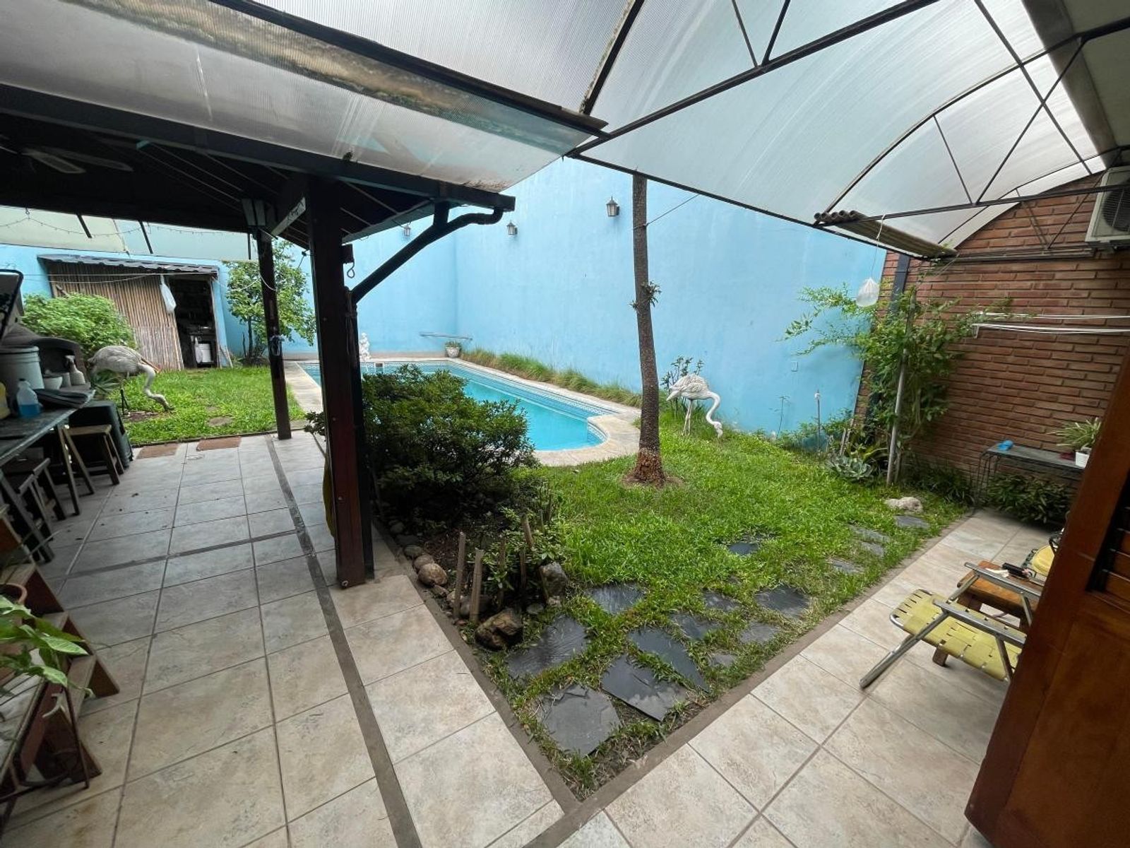 VENTA - IMPRESIONANTE CHALET DE 8 AMBIENTES - CASEROS — foto 12