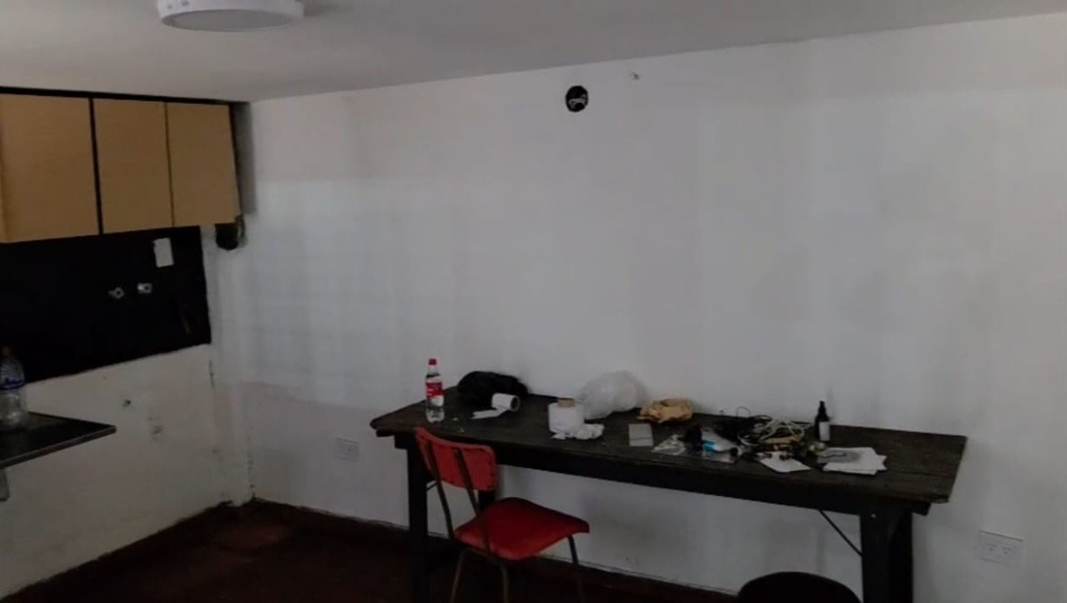 ALQUILER - GALPÓN / DEPÓSITO C/OFICINAS EN VILLA MAIPÚ - 10