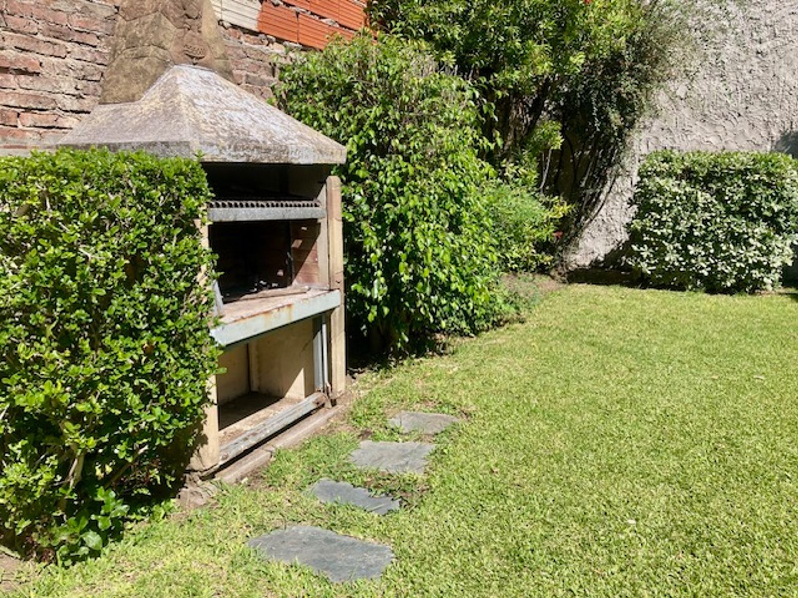 VENTA - CASA 4 AMBIENTES EN LOTE PROPIO - 330 M2 TOTALES — foto 11