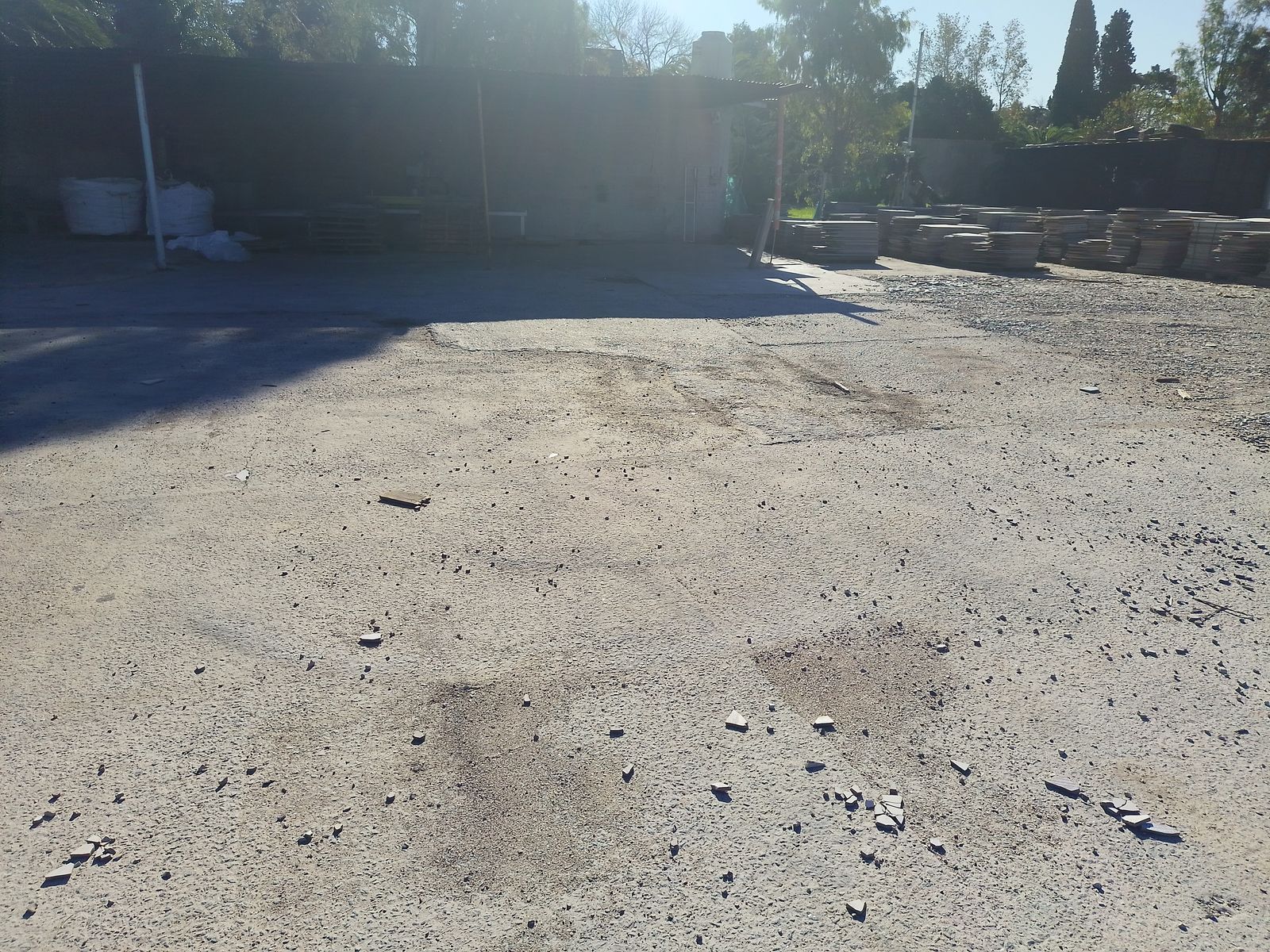 ALQUILER - IMPORTANTE PREDIO EN BERAZATEGUI - 5.000 M2 APROXIMADOS - 6