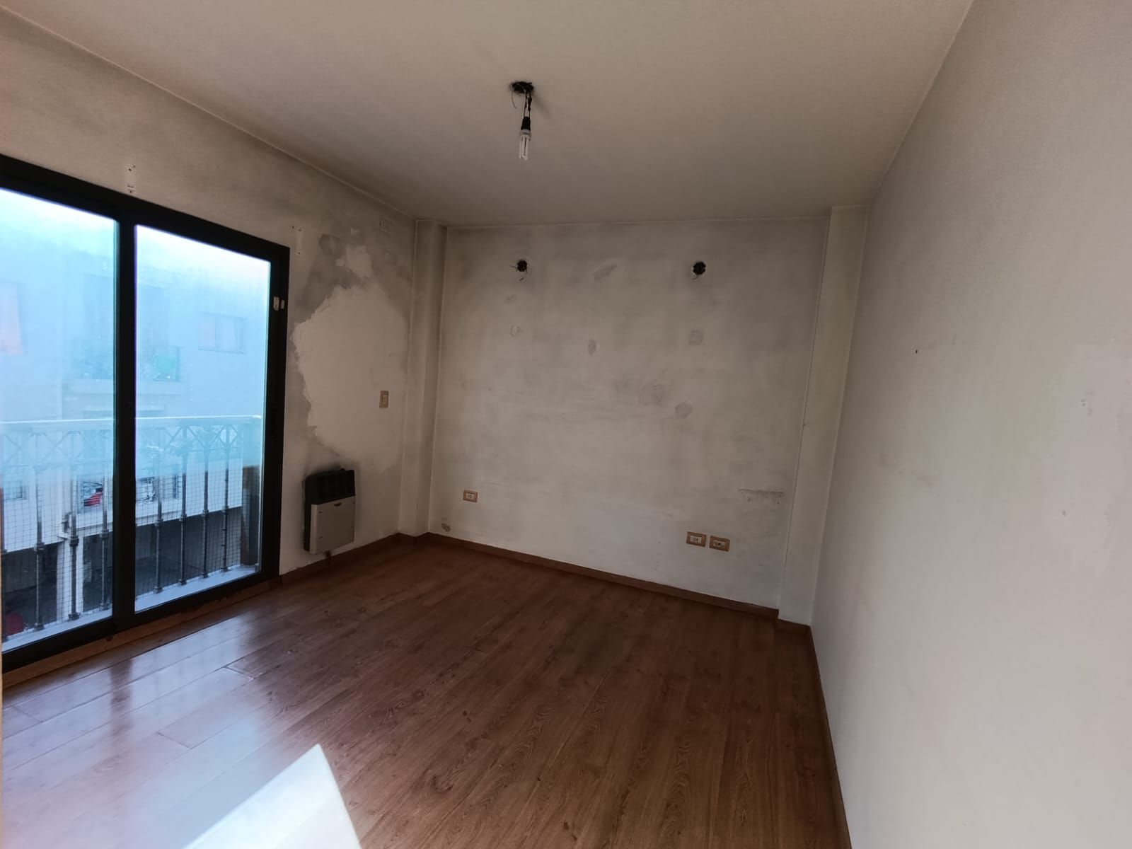 ALQUILER - DEPARTAMENTO 2 AMBIENTES EN EDIFICIO - IMPECABLE - 10