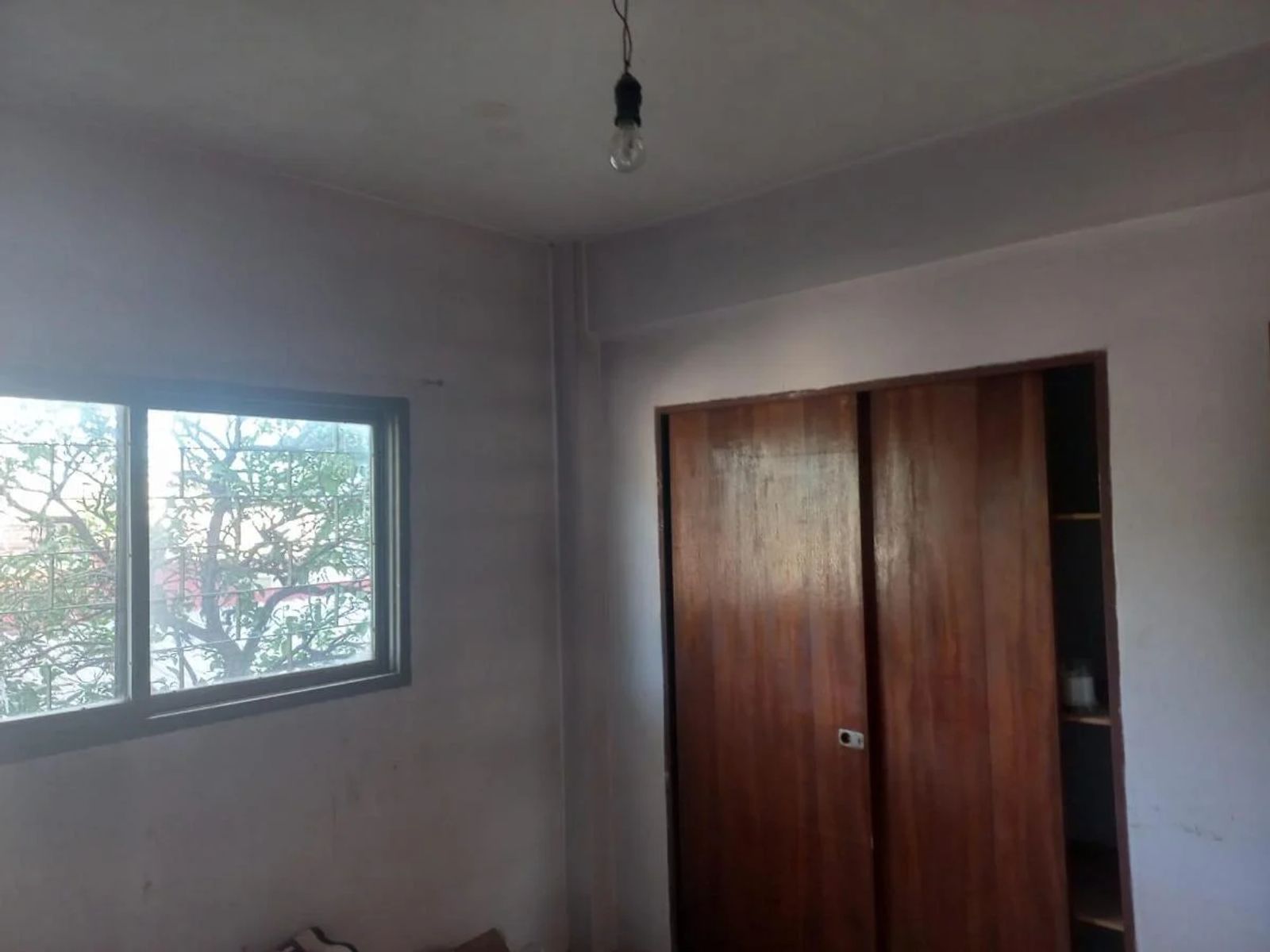 VENTA - LOCAL COMERCIAL C/VIVIENDA - MONTE GRANDE - 7