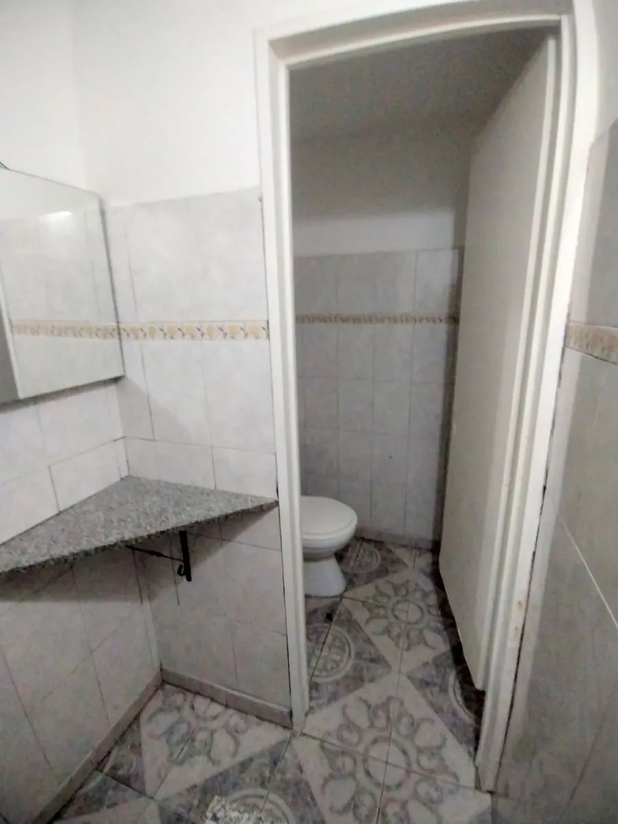 ALQUILER - LOCAL COMERCIAL DE 170 M2 - CIUDADELA CENTRO - 11