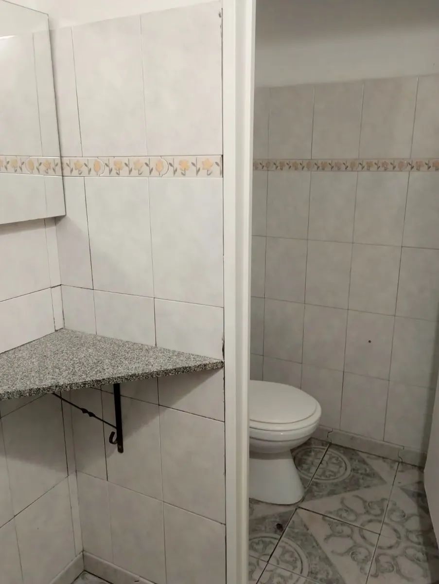 ALQUILER - LOCAL COMERCIAL DE 170 M2 - CIUDADELA CENTRO - 13