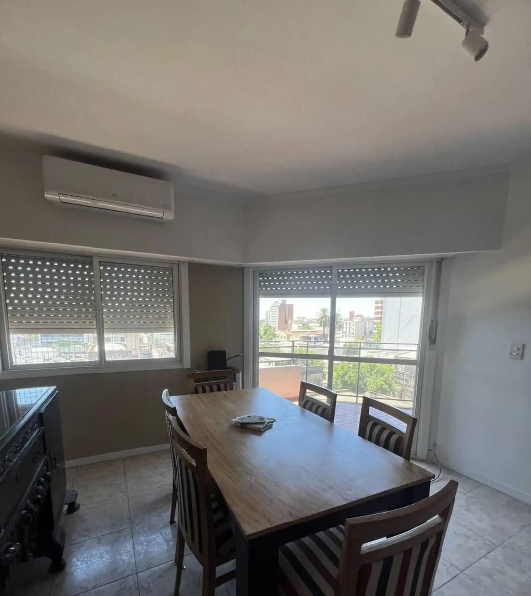 ALQUILER - DEPARTAMENTO 3 AMBIENTES C/COCHERA - EN IMPECABLES CONDICIONES - 6
