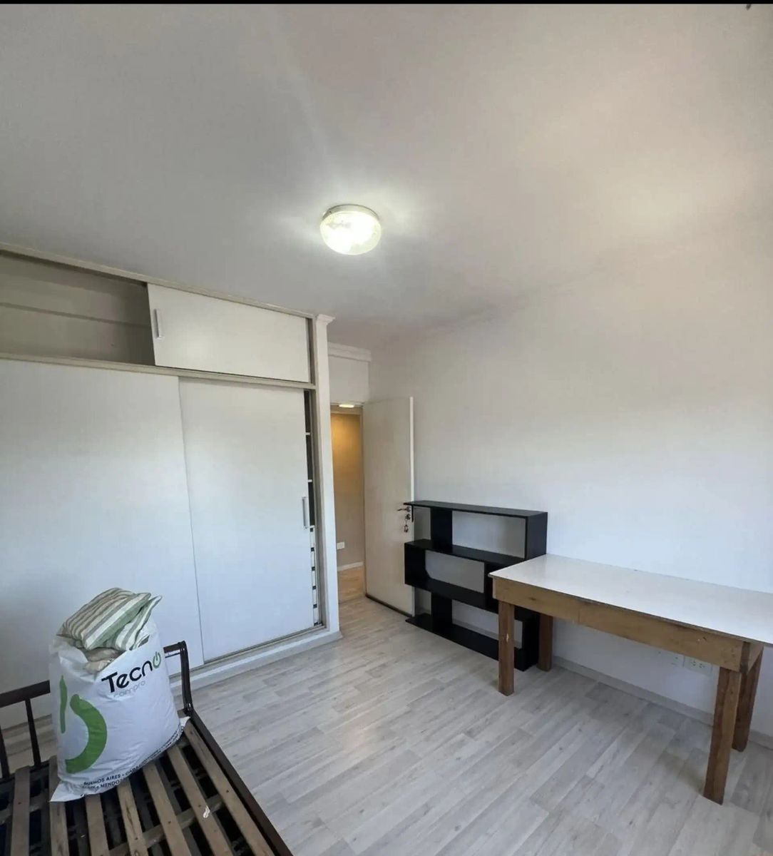 ALQUILER - DEPARTAMENTO 3 AMBIENTES C/COCHERA - EN IMPECABLES CONDICIONES - 15