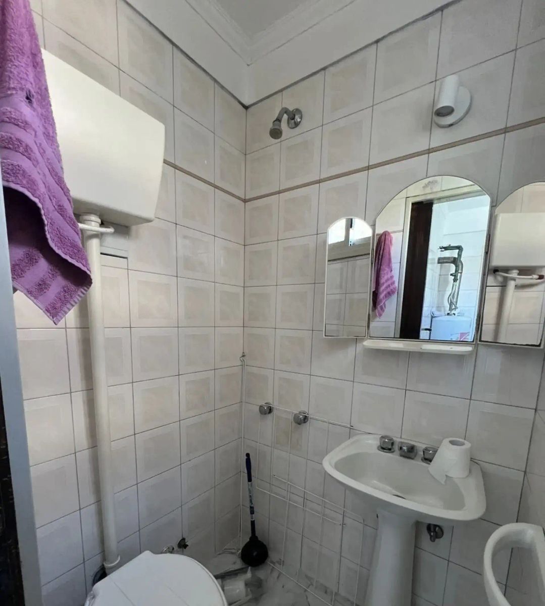 ALQUILER - DEPARTAMENTO 3 AMBIENTES C/COCHERA - EN IMPECABLES CONDICIONES - 18