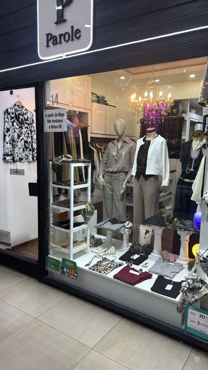 ALQUILER - LOCAL COMERCIAL EN GALERÍA - IMPECABLE ESTADO - 4