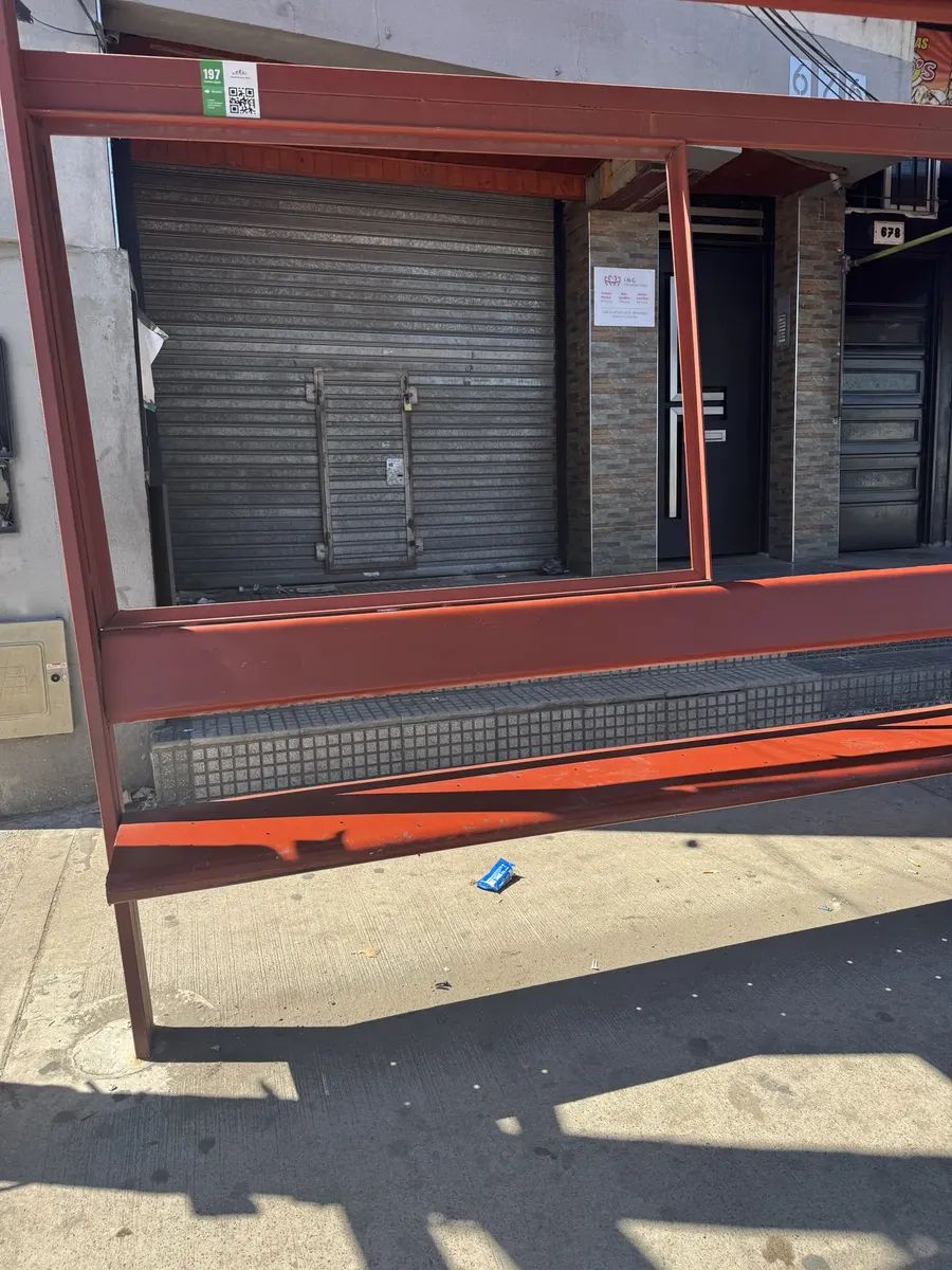 ALQUILER - LOCAL COMERCIAL DE 37 M2 - BERAZATEGUI - 5