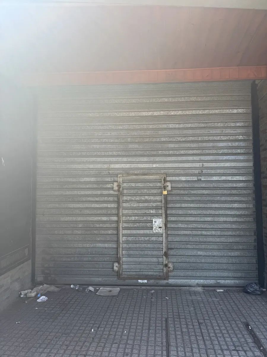 ALQUILER - LOCAL COMERCIAL DE 37 M2 - BERAZATEGUI - 6